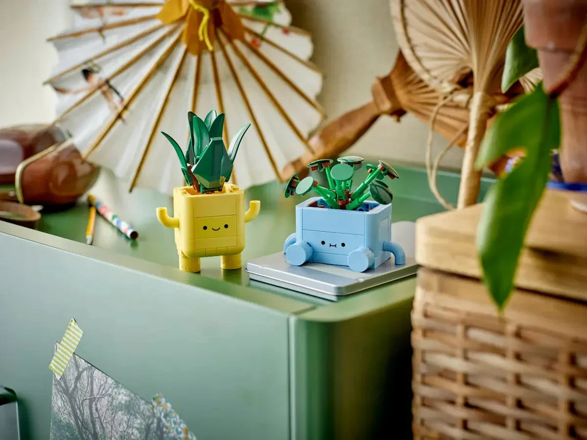 LEGO® Happy Plants - Image 4
