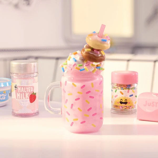 MGA's Miniverse™ - Make It Mini Diner: Series 4 Wave A 2025 Mystery Capsule - Image 5