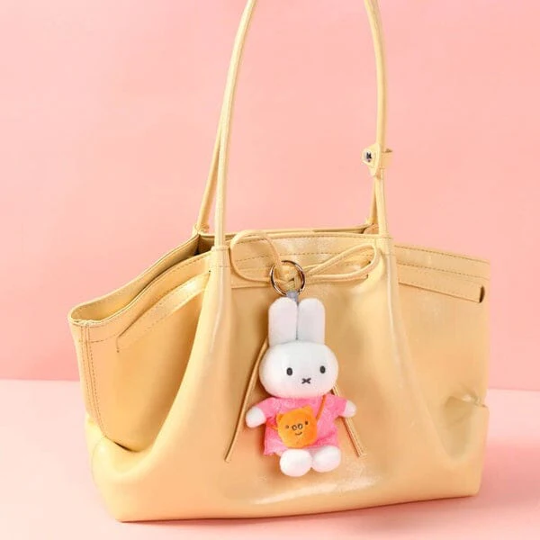 Miffy Travel Series Crossbody Bag Charm Blind Box (1pc) – Mystery Plush Keychain Toy - Image 7