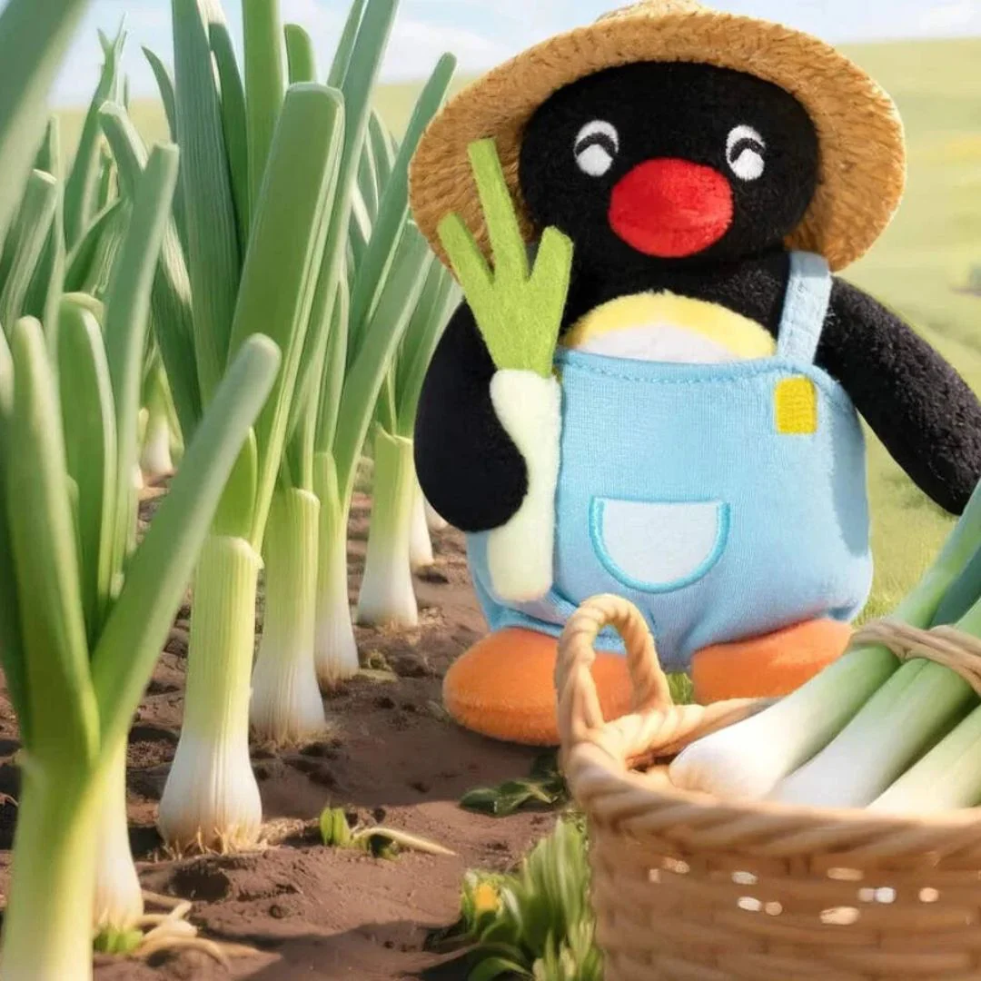 Pingu Happy Farm Series Plush Blind Box (1pc) - Image 3